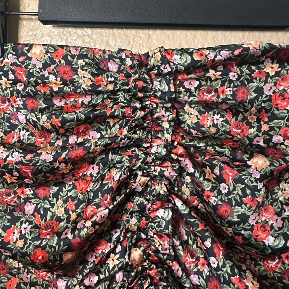 Zara Pink and Red Ruched Midi Skirt - Picture 4 of 6